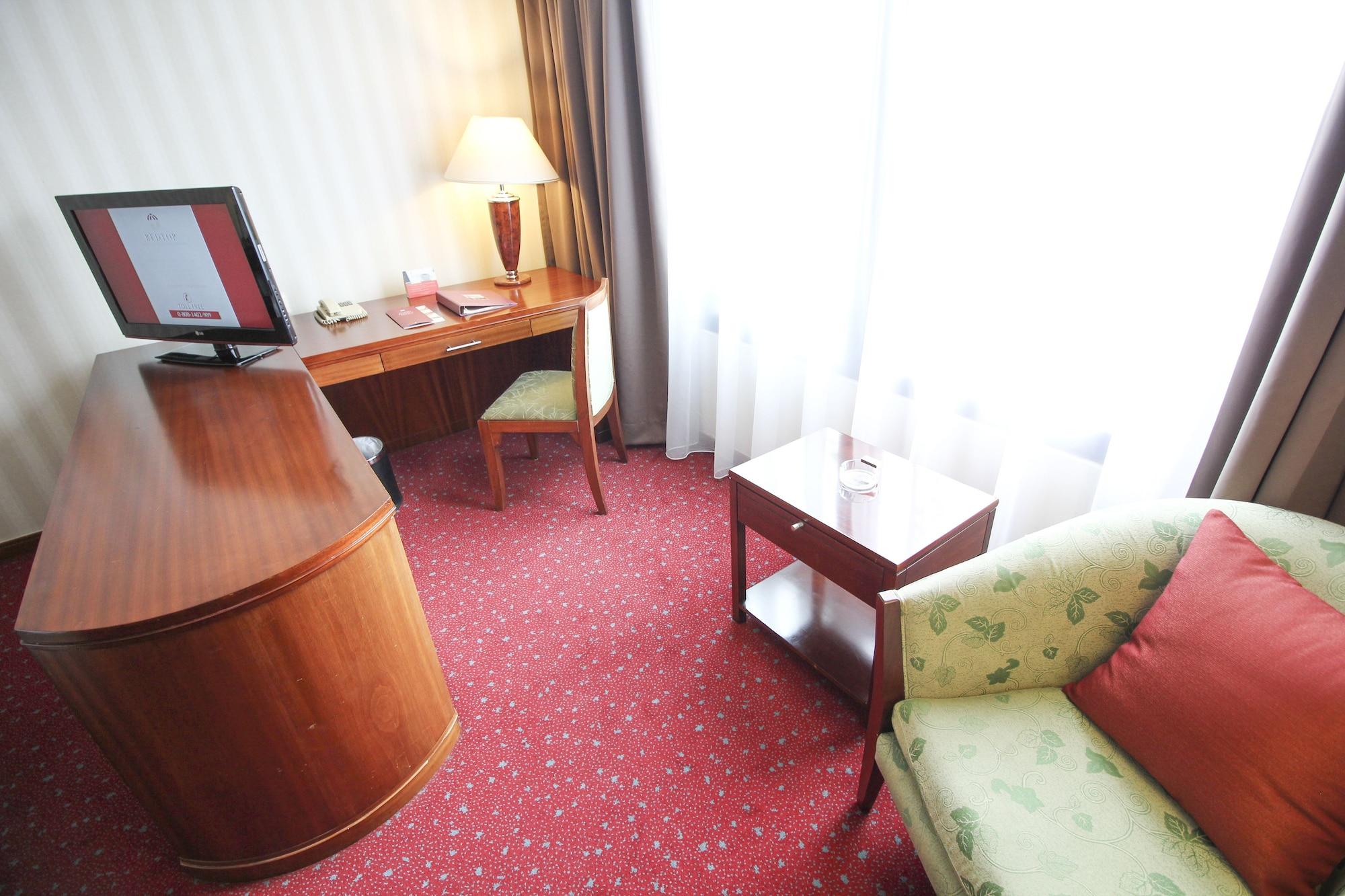 ג'קרטה Redtop Hotel & Convention Center מראה חיצוני תמונה