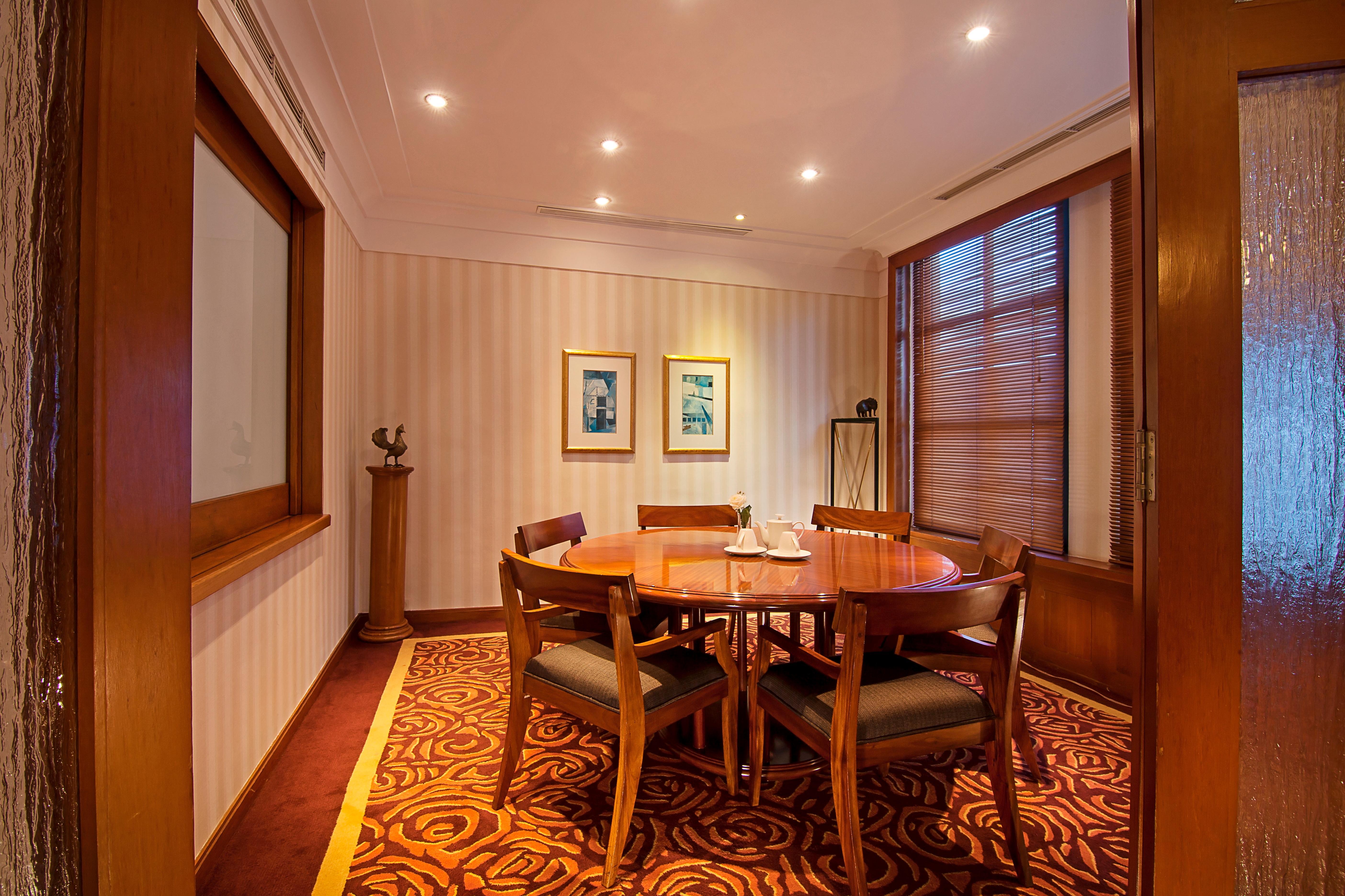 ג'קרטה Redtop Hotel & Convention Center מראה חיצוני תמונה
