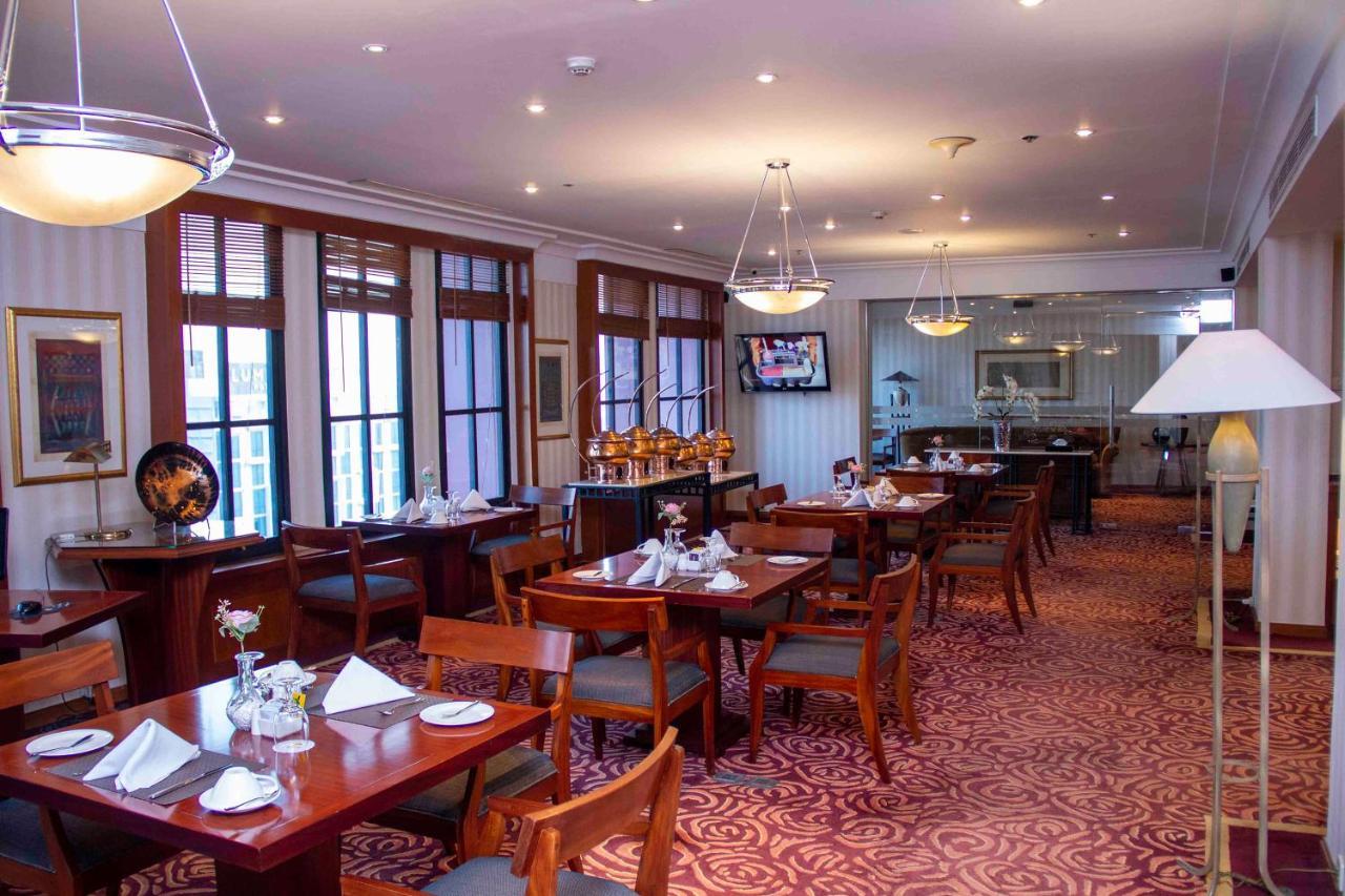 ג'קרטה Redtop Hotel & Convention Center מראה חיצוני תמונה