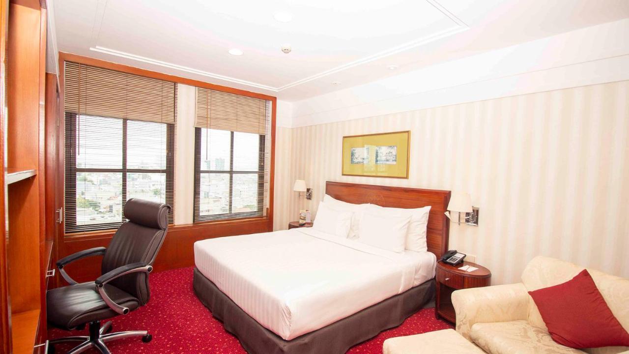 ג'קרטה Redtop Hotel & Convention Center מראה חיצוני תמונה